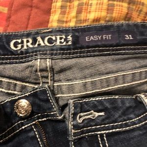 Easy Fit size 31 capris